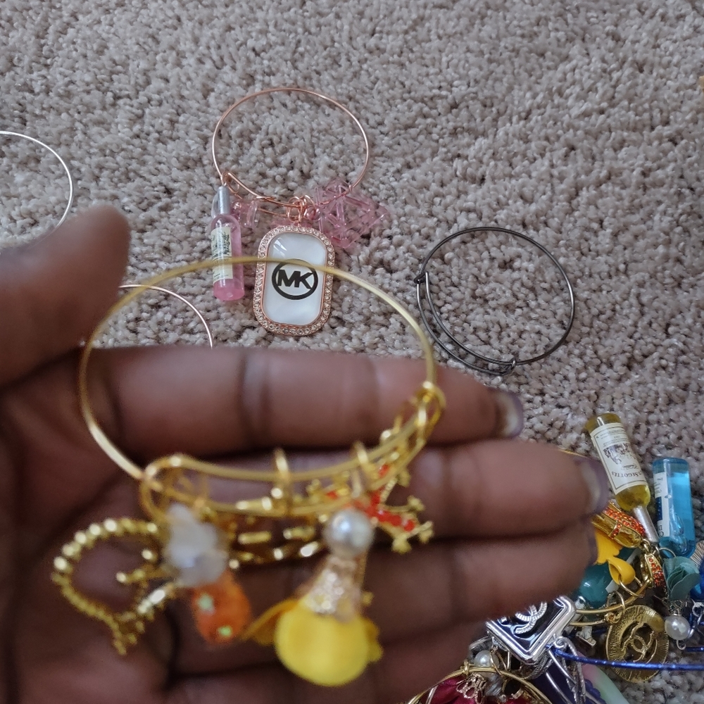 Custom bangles - Picture 2 of 13
